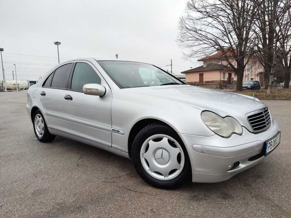 Mercedes Benz C180