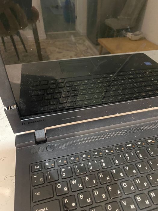 Ноутбук для запчасти