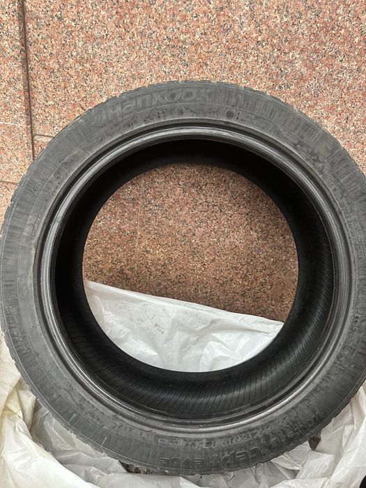 Hankook 245/45 R19 — 2 хорошие + 2 с грыжей