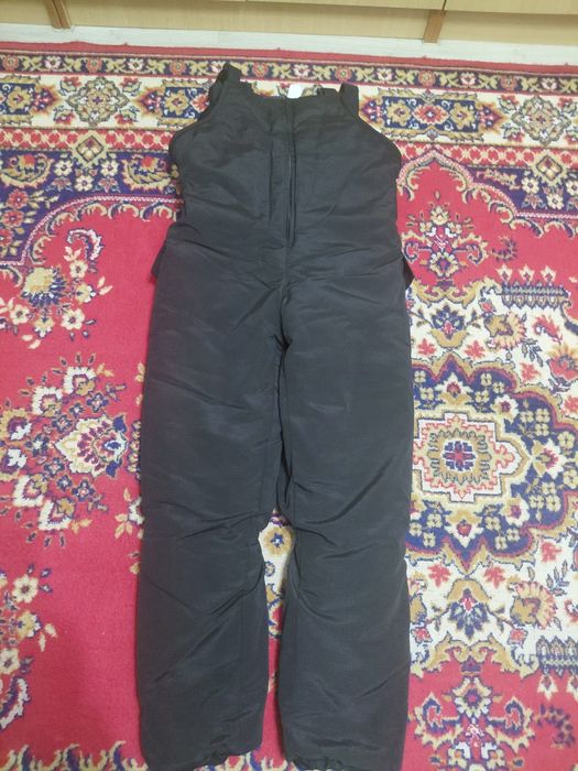 бушлат и комбинезон.