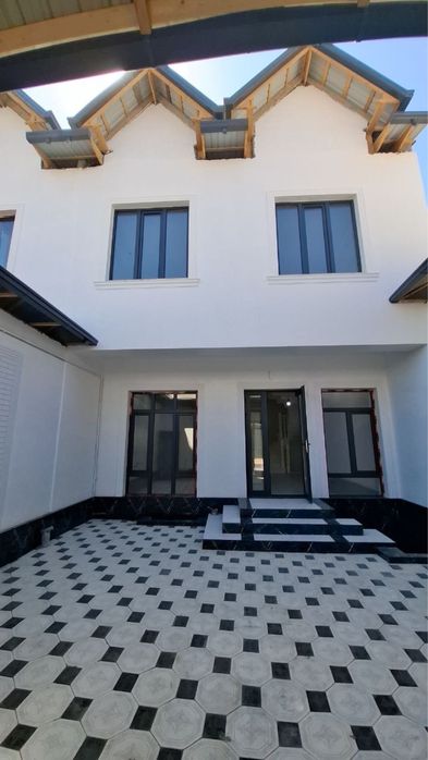 КОТТЕДЖ.  Катта Кани.  2 соток.  2 х этажный