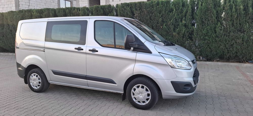 Ford Tranzit Custom/An 2016/Dublu Cabin /2.2 d 131/Navi/Ac /Dist Lant/Km 239000/5loc+sp marfa/Im Ol