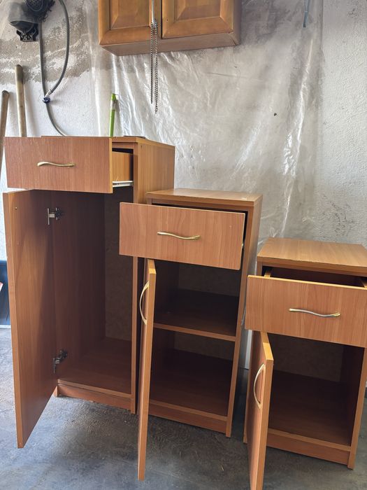 тумбочки 3 продам