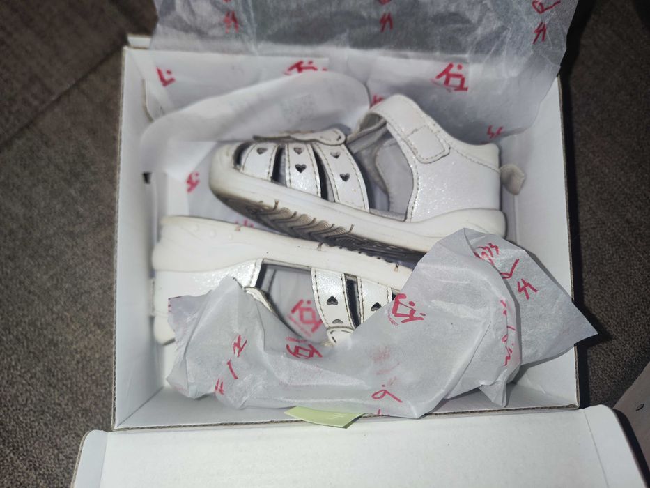 Детски/ бебешки сандали Колев и Колев