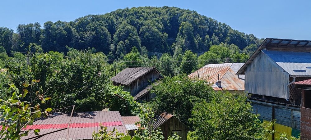 Casă de vânzare în Comuna Bezdead, Jud. Dâmbovița, Pucioasa