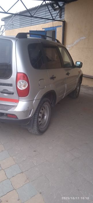 Продам Ниву срочно