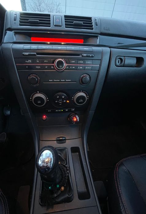 MAZDA 3 2006 — imagine 5