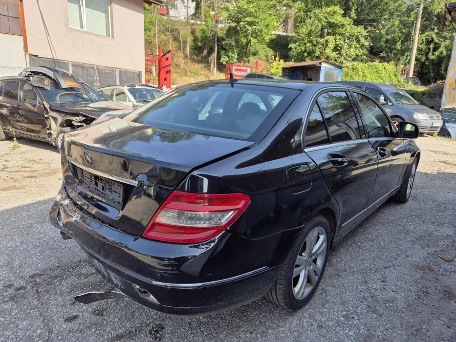 Mercedes W204 C200Kompressor 184кс ксенон седан автоматик НА ЧАСТИ!