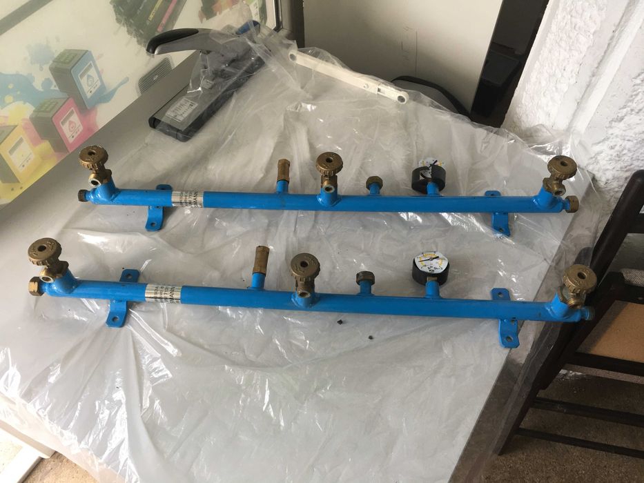 Kit complet pentru  4 butelii  centrala  cu inversor automat