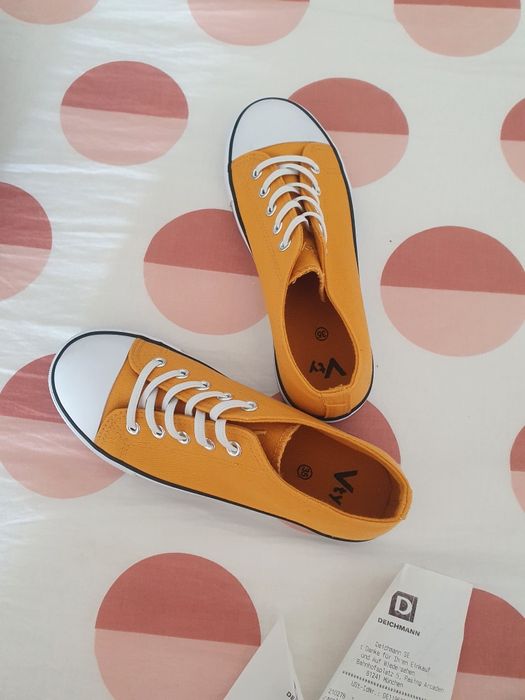 Încălțăminte noua