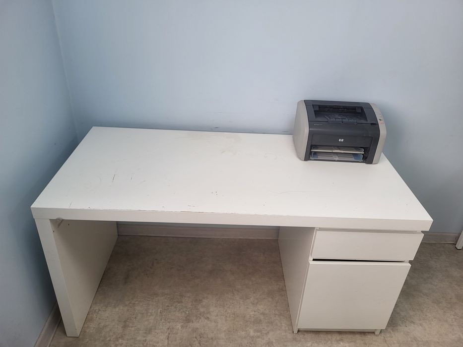 белый стол икейовкий