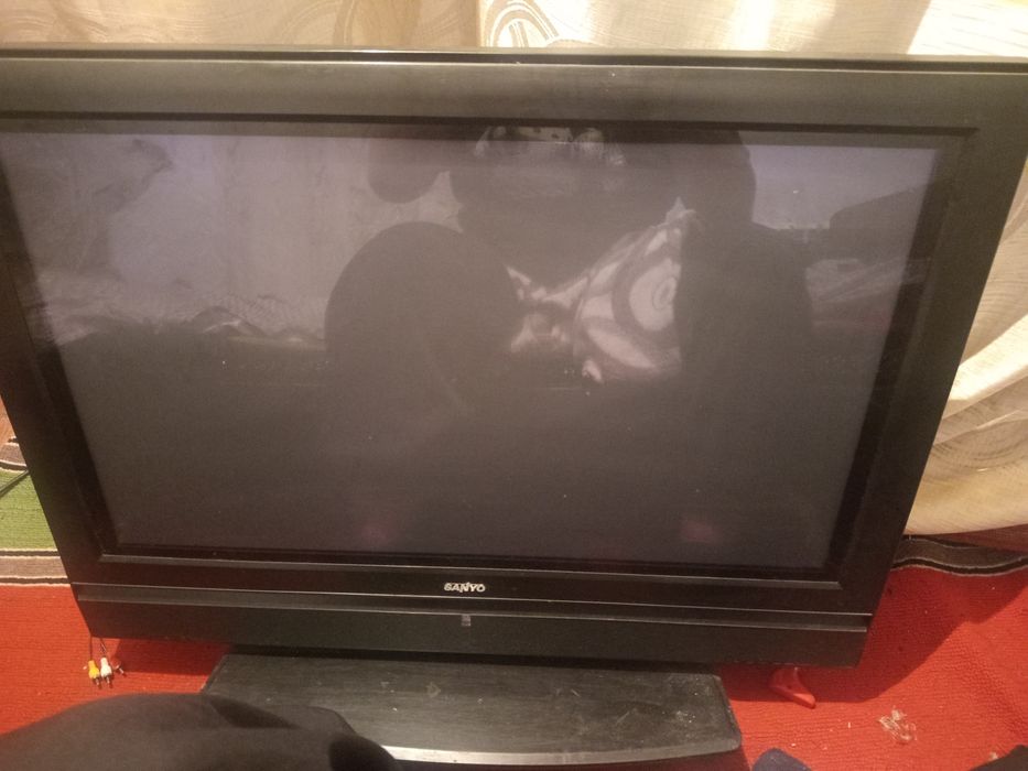 Телевизор sanyo.