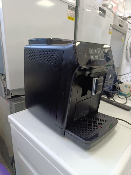 Кафе машина Робот Philips 1200 Series 

- Машината е в отлично съст