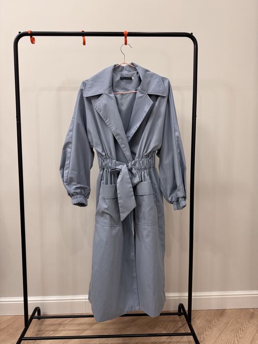 Продам плащ женский весна