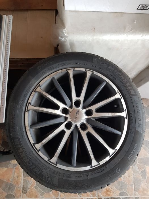 Jante aliaj Brock R16 + patru cauciucuri de vară Michelin 205/55R16