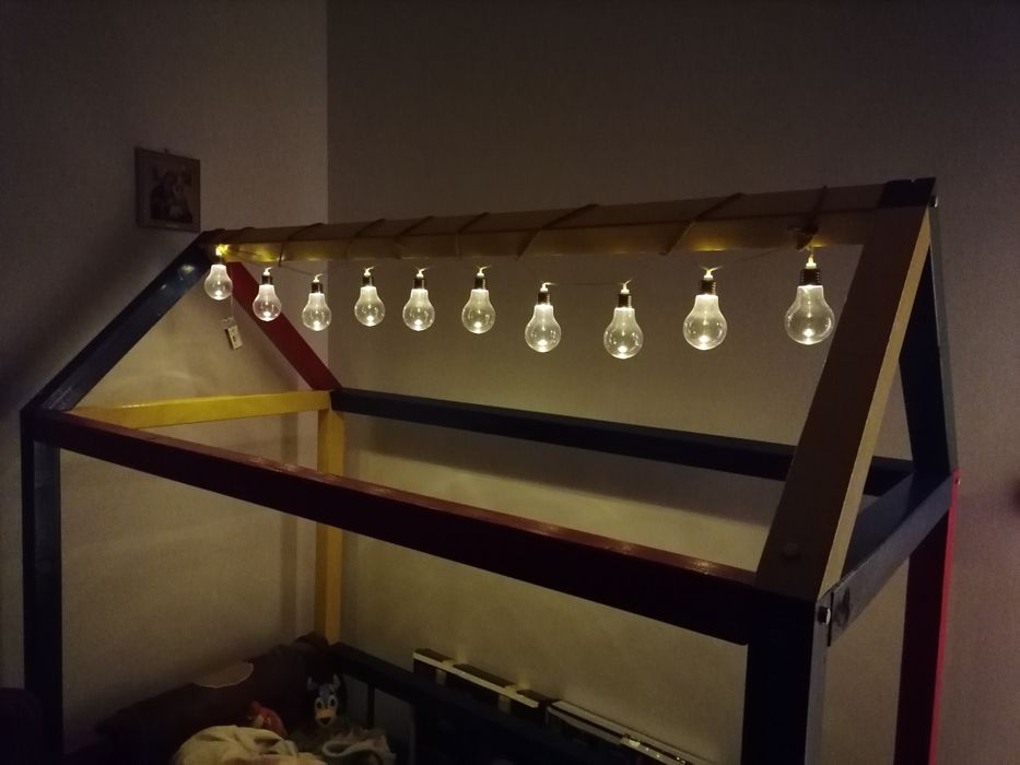 Pat casuta copii Montessori