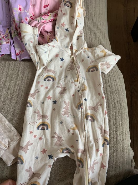 Бебешки дрешки 0-3 месеца и 3-6месеца