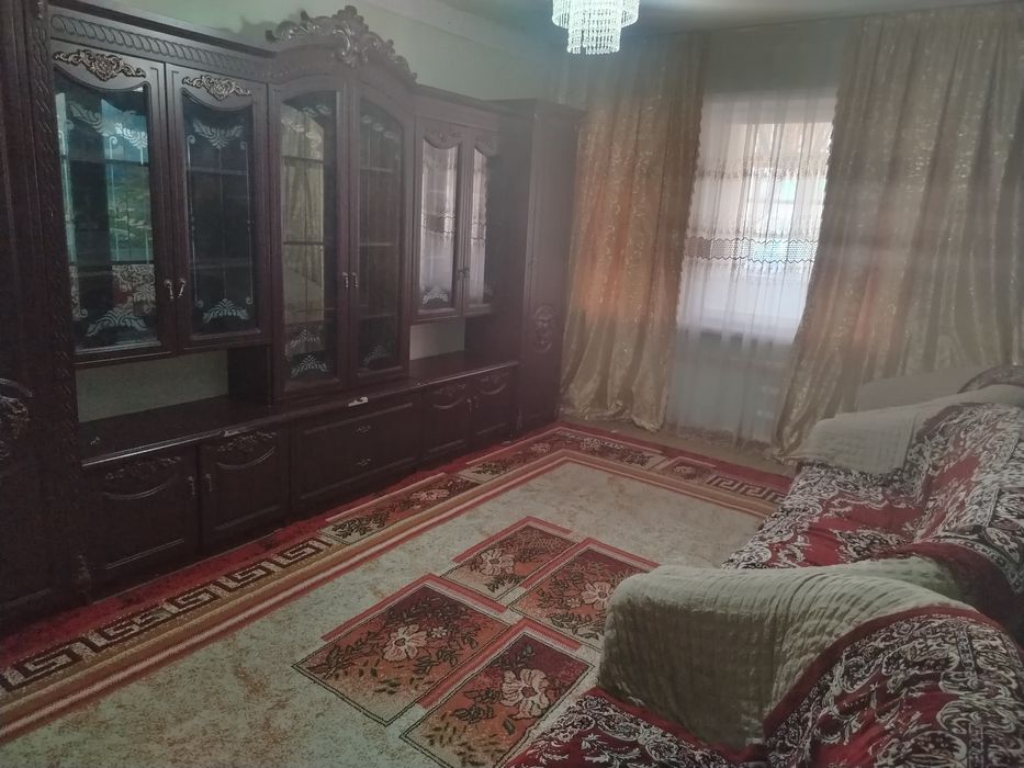 Сдаётся 4х комнатная квартира в Чирчике без моклера 9 микрорайон