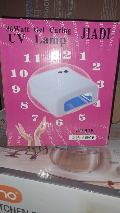 Лампа за чепене на гел лак