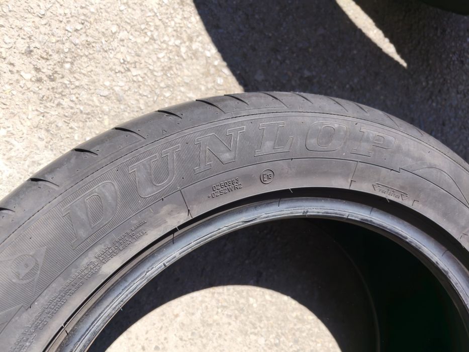 225/55/17" 2бр Dunlop sport,dot5122,7mm