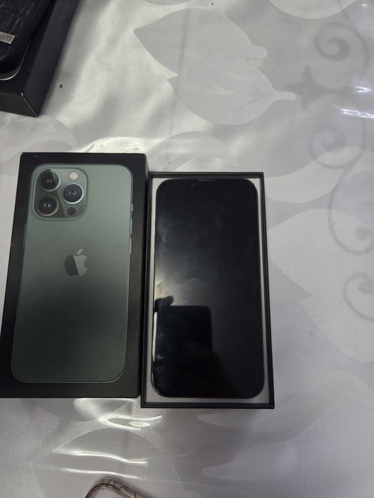 Айфон 13 про без ремонт