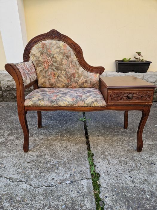 Прекрасна антикварна френска салонна барокова пейка