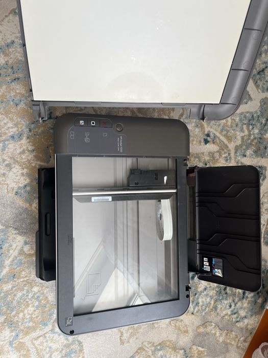Принтер Hp deskjet 1050