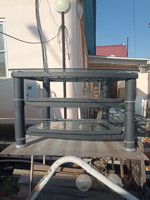 Продам тумбу для телевизора