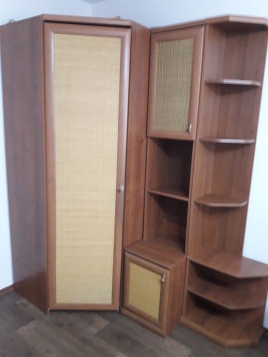 Продам детский гарнитур трёхсекционный