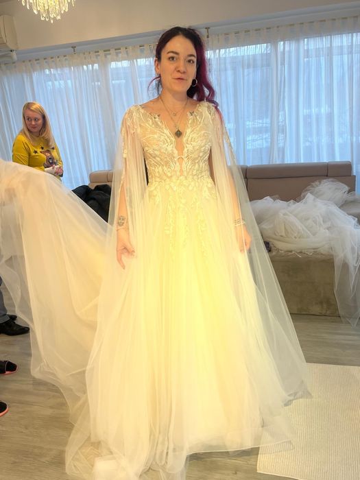 Rochie de  mireasa cu trena