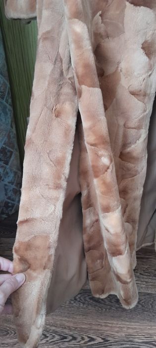 Продам шубу норковую