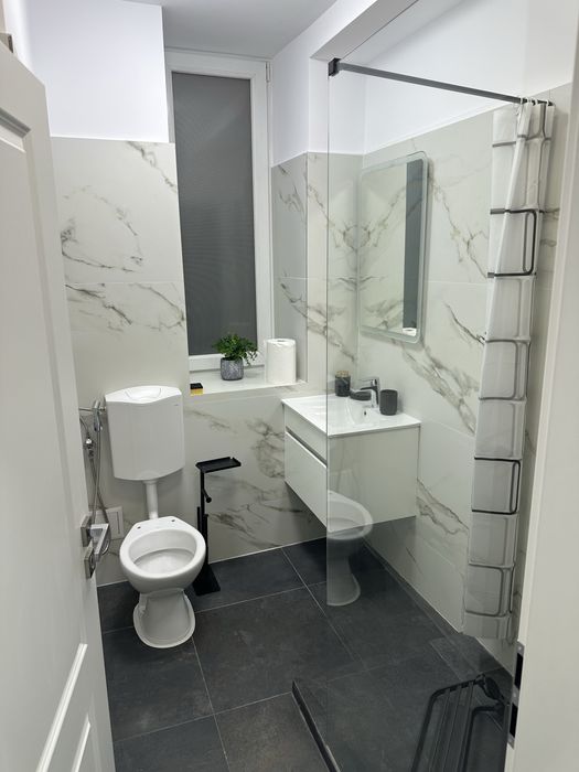 Apartament de inchiriat 3 camere calea victoriei