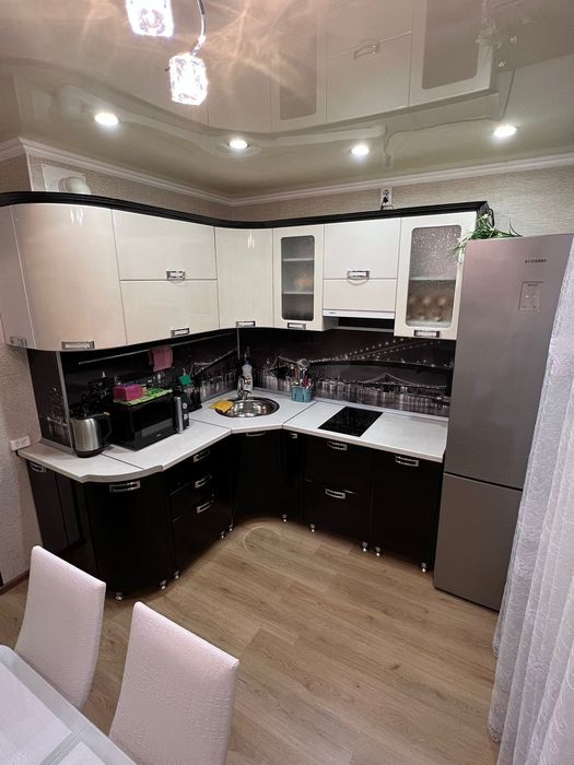 Сдам 2.ком. квартиру. Естая 95