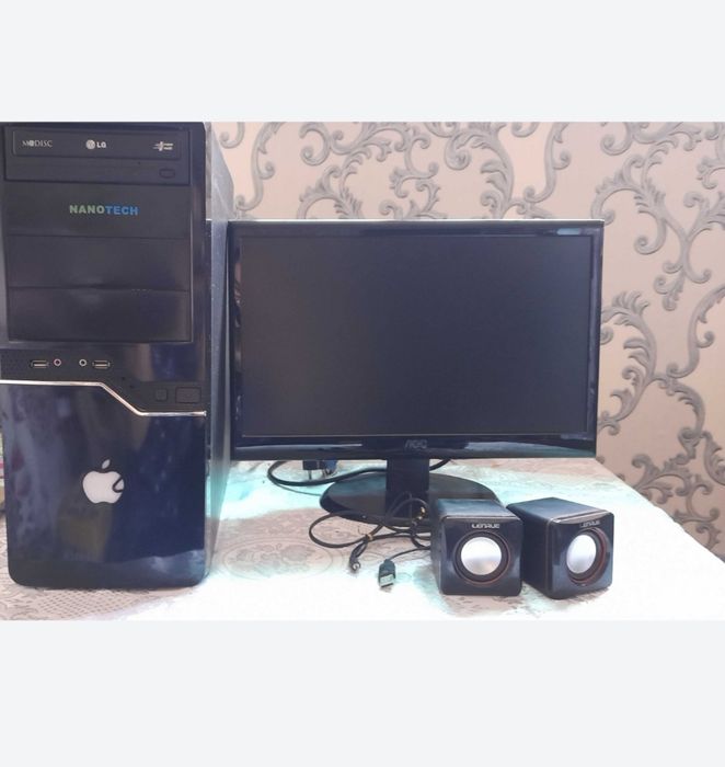 Kompyuter toʻplami sotiladi.