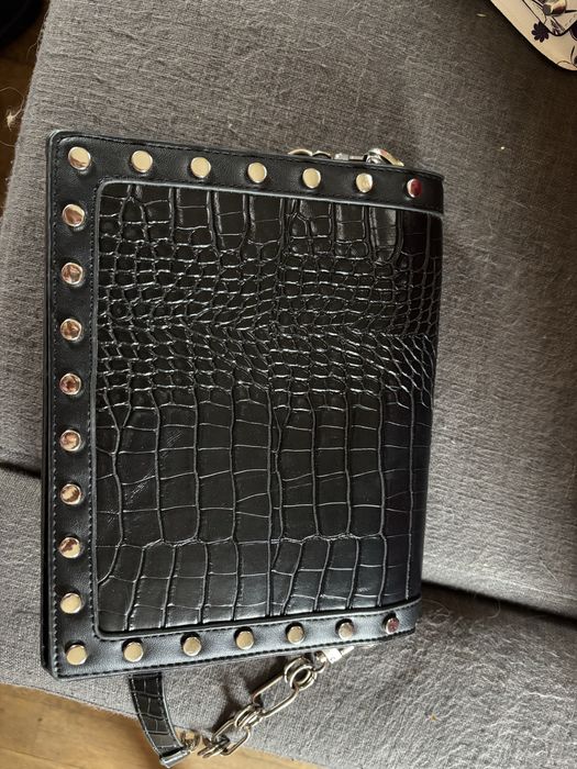 Чанти Axel, Doca, David Jones