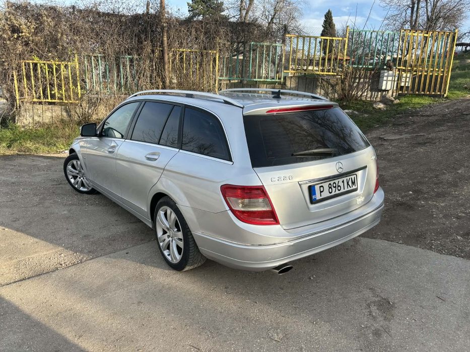 Mercedes-Benz C класа 2010