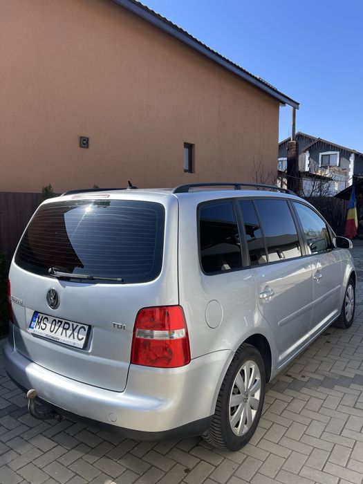 Volkswagen Touran 1.9 TDI -2006- 2300€ Negociabil