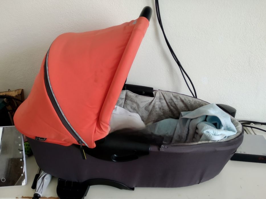 Количка 3 в 1, зимен кош, столче за кола