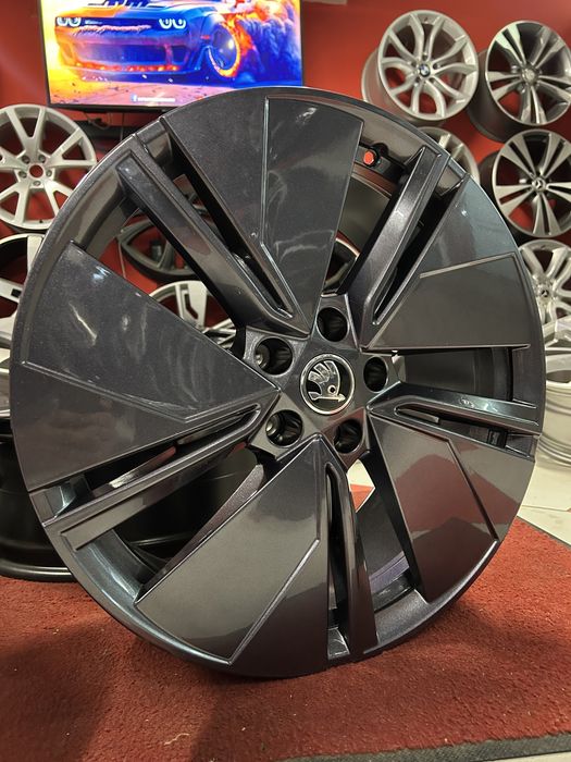 19ц Skoda Enyag Kodiag Superb Octavia VW ID4 ID5/Seat Terraco Audi Q4