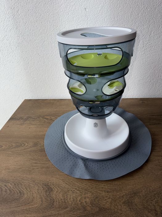 Jucarie pisici CATIT food maze