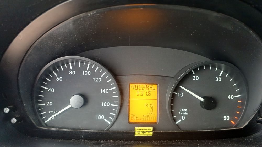 Mercedes-Benz Sprinter