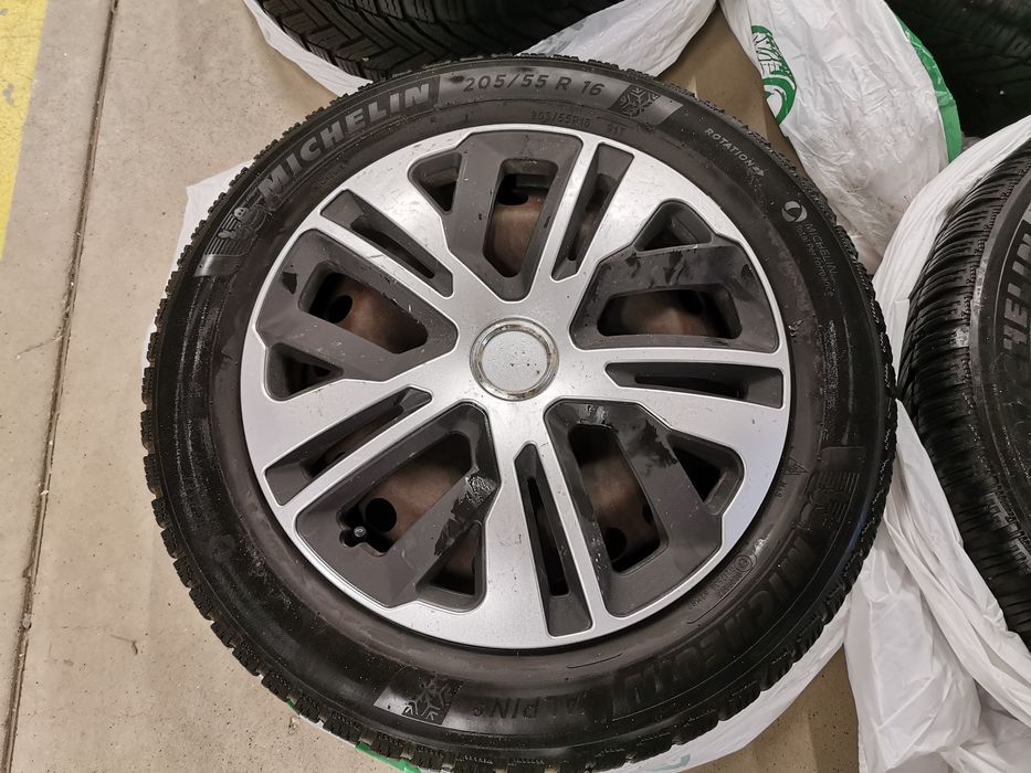 Set roti de iarna pt. Ford F.