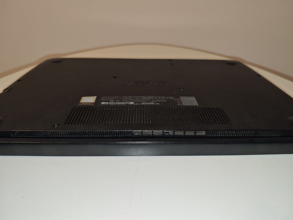 Laptop Dell Vostro 15 3000 (i5 10th, 16 RAM, 256 SSD) + Windows 11 Pro