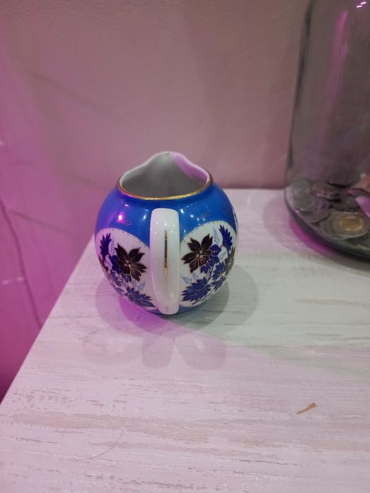 Молочник, сливочник