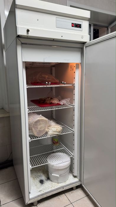 Продам холодильники
