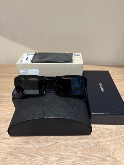 Слънчеви очила Prada