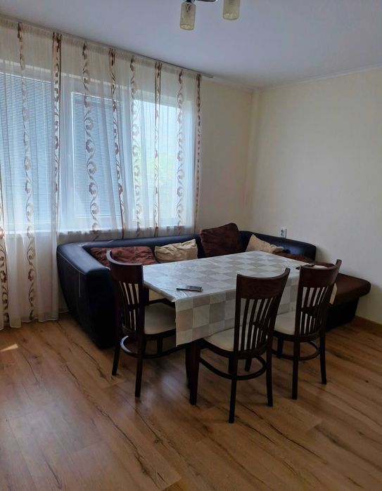 Етаж от къща Карлово