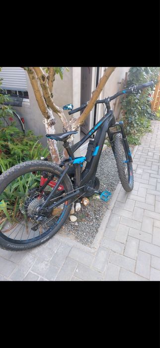 Bicicleta cube hybrid