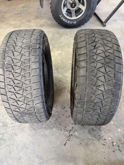 Продаю шины на Land cruiser 200