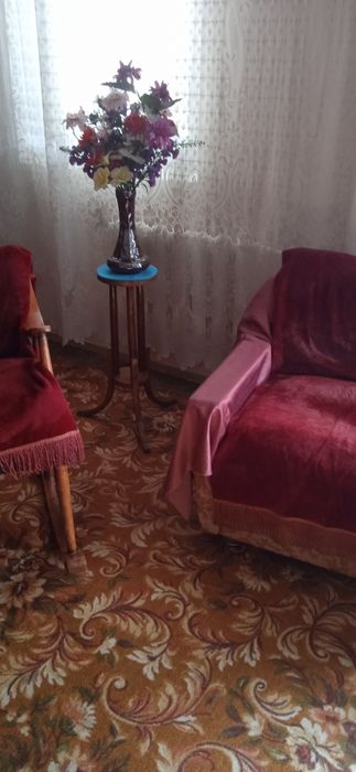 Кресла мягкие аккуратные,немецкие,Столы,стул